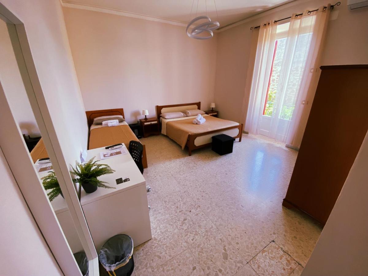 Happy Days Terracina Bed & Breakfast Екстериор снимка